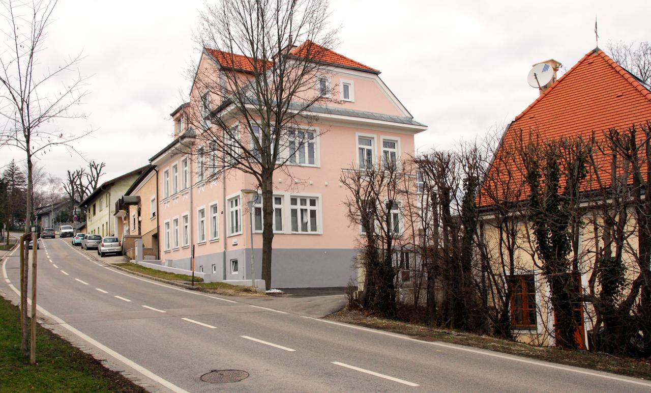 Triangle Apartments Giesshubl Eksteriør bilde
