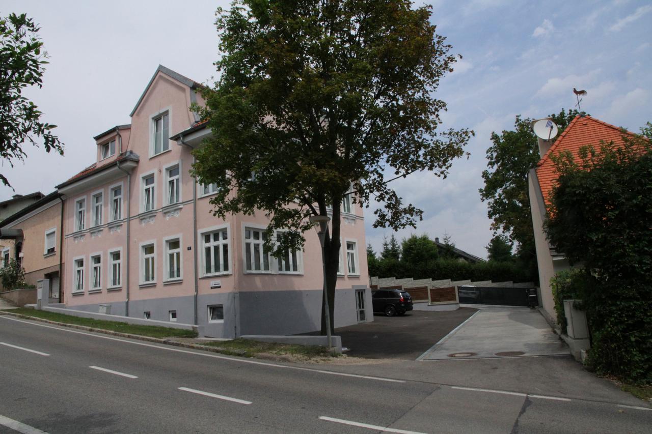 Triangle Apartments Giesshubl Eksteriør bilde